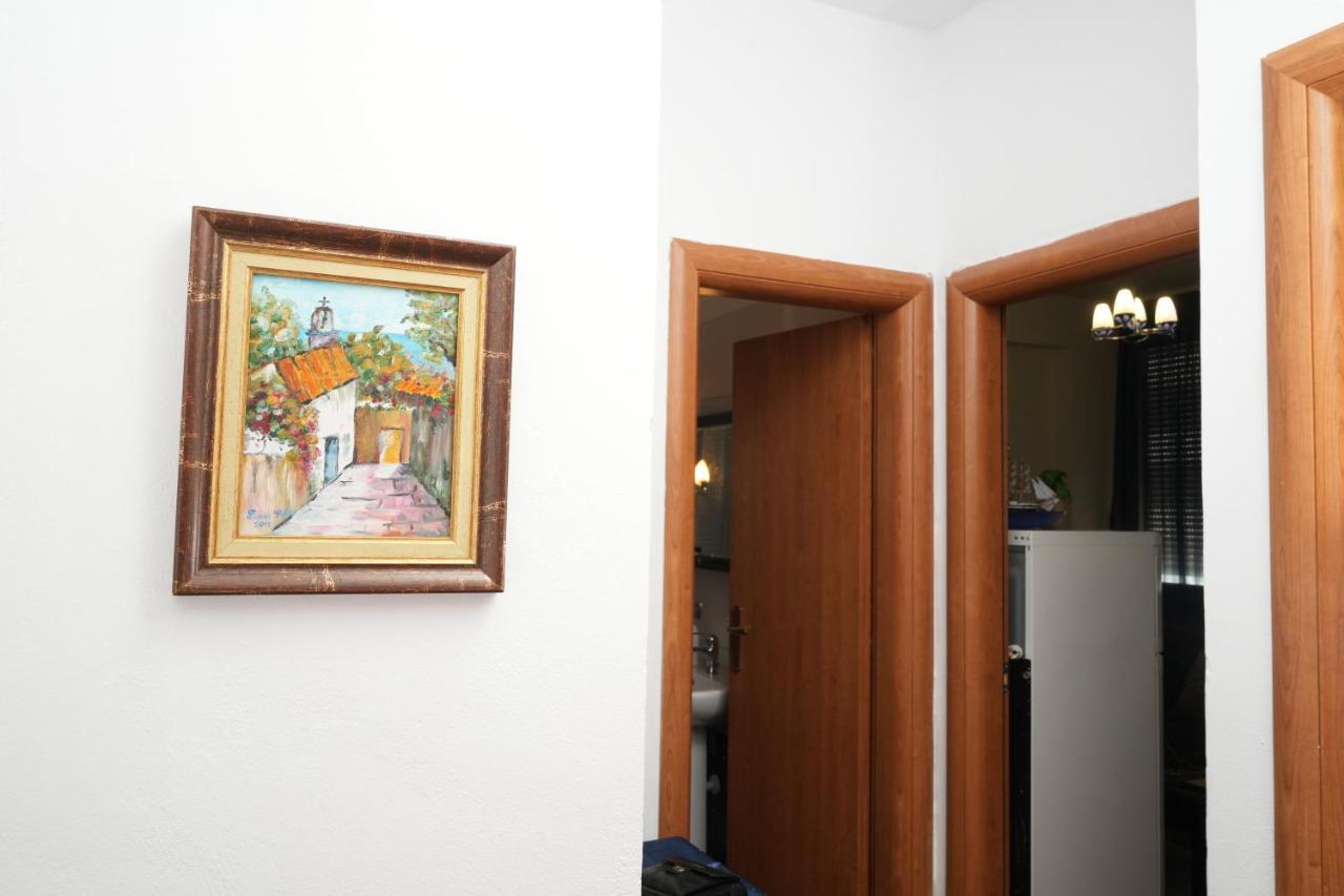 Merry'S Apartment ดูร์เรส ภายนอก รูปภาพ